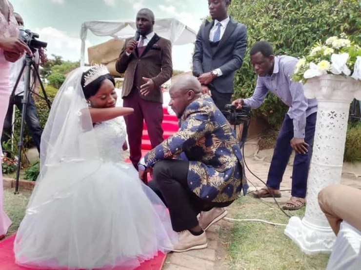 Heartwarming Wedding photos of Sinikiwe Kademaunga, the Zimbabwean lady born with no hands and knees