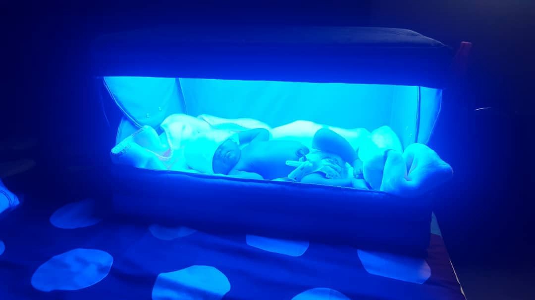 Crib A'Glow: A Nigerian tech startup that uses solar powered cribs to treat baby jaundice