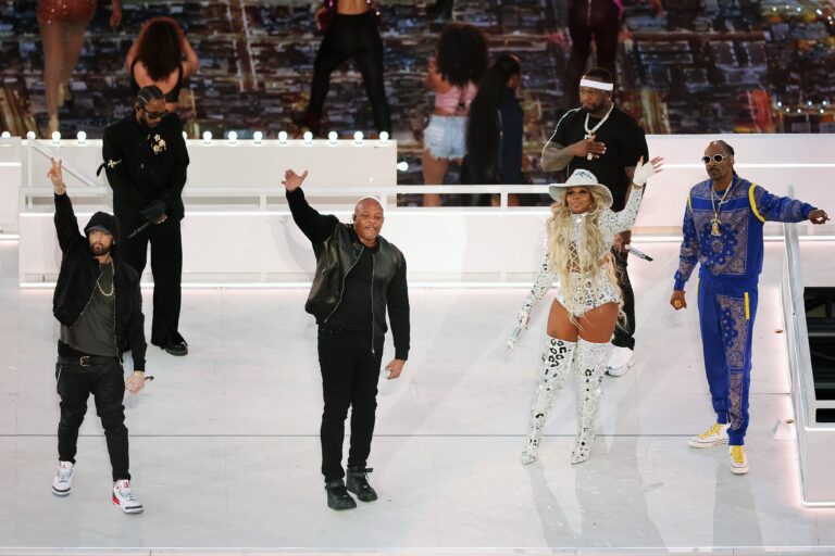 The Super bowl Half-time Show Brought Legendary Old School Hip-Hop and Black Excellence.