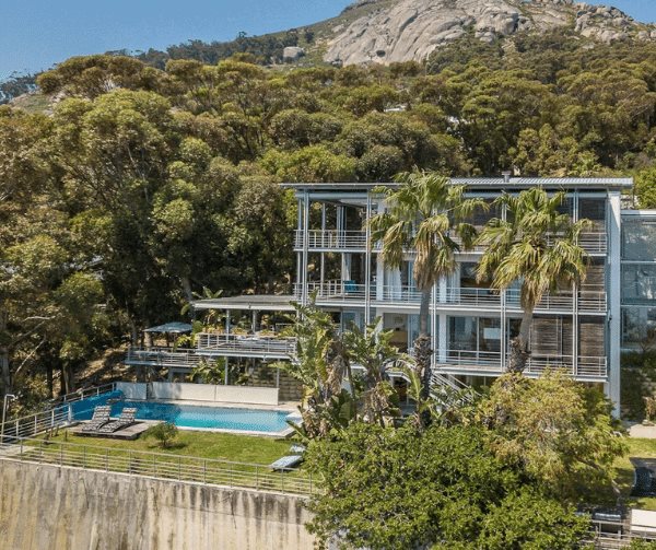 There is a booming demand for south African Luxury homes, Real estate agents say