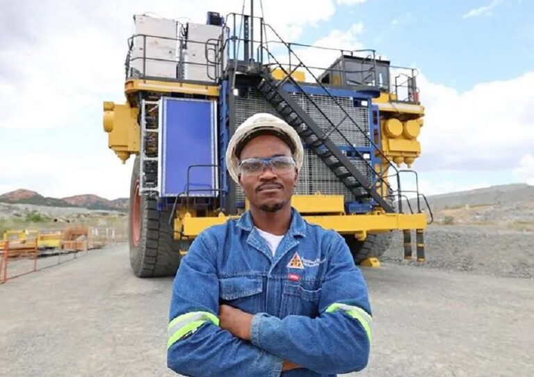 Alex Tumis­ang Lekgau; The First Hydrogen-Powered Truck Operator in Africa