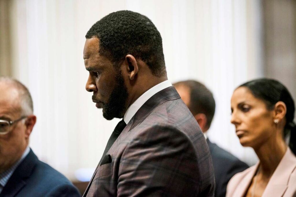 Singer, R. Kelly Found Guilty on 6 Counts in Child Pornography Case