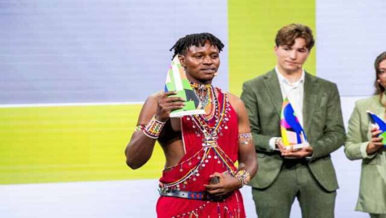 Maasai Entrepreneur Richard Turere (22) Wins Young Inventors Prize For Harnessing Renewable Energy to Empower His Community