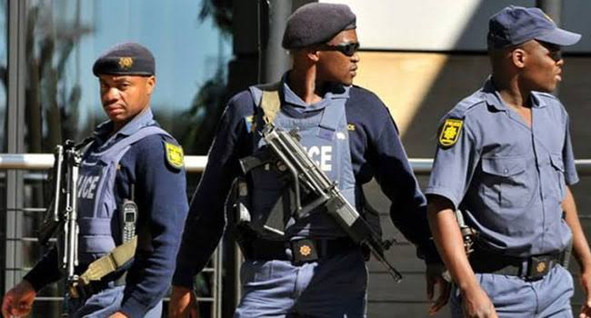 Violent Clash between Gang and Police Claims Lives of at Least 18 in South Africa