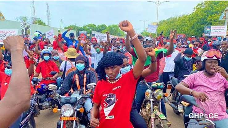 Mass Protests Surge in Ghana: #OccupyJulorbiHouse Movement Takes Center Stage