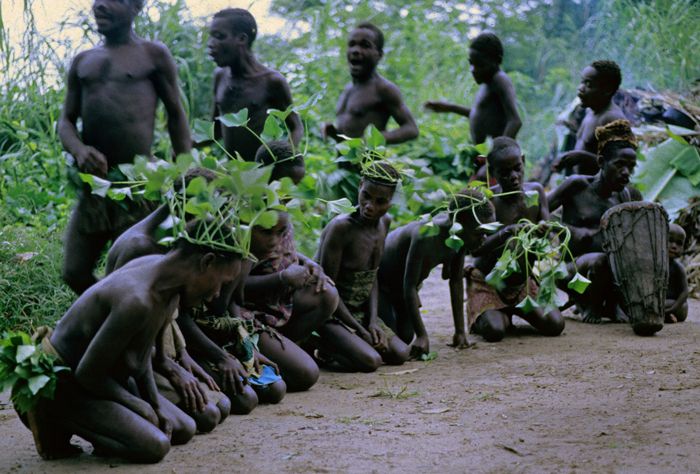 The Land Where Women Can’t Grieve Their Elders